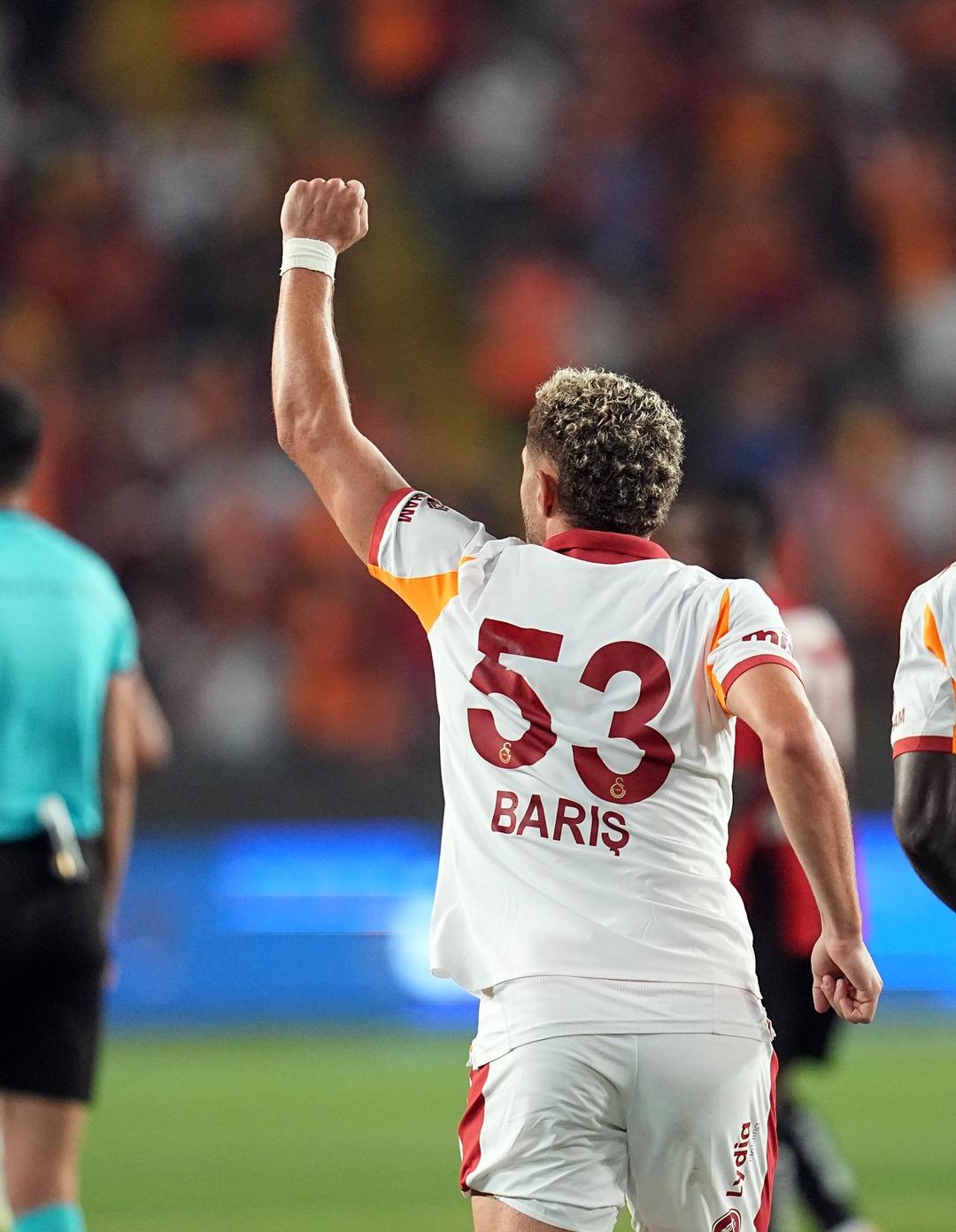 Okan Buruk, Baraş Alper Yulmaz 2 övgüde bulunamadı