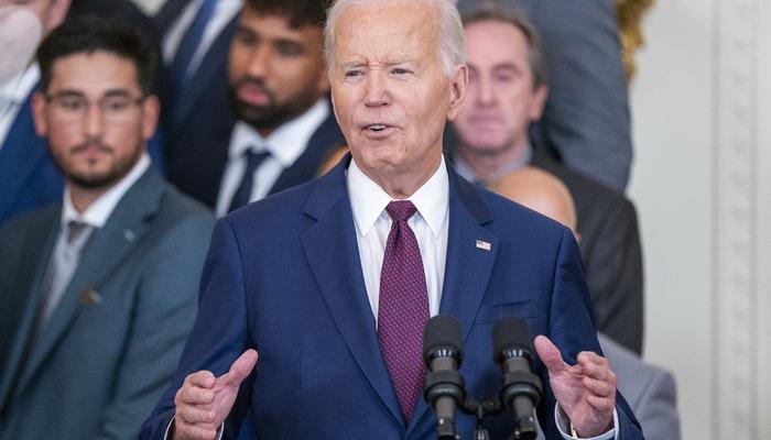 Biden'dan Trump'a sert sözler! "O ABD için gerçek bir güvenlik tehlikesi."