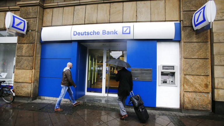 Alman Deutsche Bank bu yıl 3.500 çalışanını işten çıkaracak