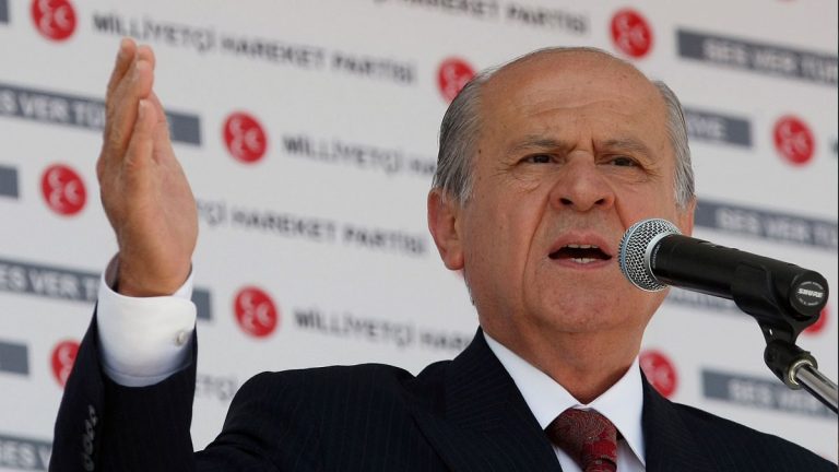 MHP Genel Başkanı Bahçeli grup toplantısı sonrası rahatsızlandı