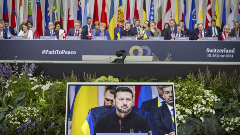 Ukrayna'nın “toprak bütünlüğü” çağrısında bulunan barış zirvesi deklarasyonunu 8 ülke onaylamadı