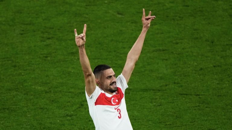 EURO 2024: UEFA, Milli Takım oyuncusu Merih Demiral'e 'Gri Kurt Selamı' nedeniyle soruşturma başlattı