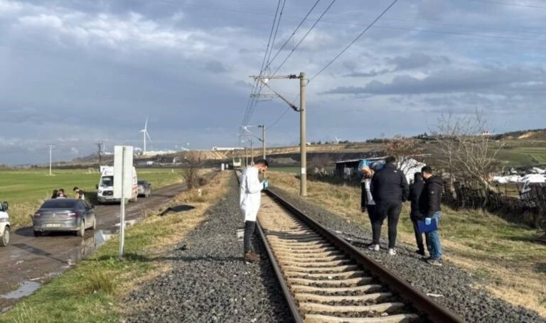 Korkunç kaza… Trenin çarpması sonucu hayatını kaybetti