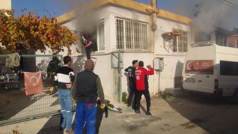 Mersin’de korkunç yangın: İki çocuk hayatını kaybetti