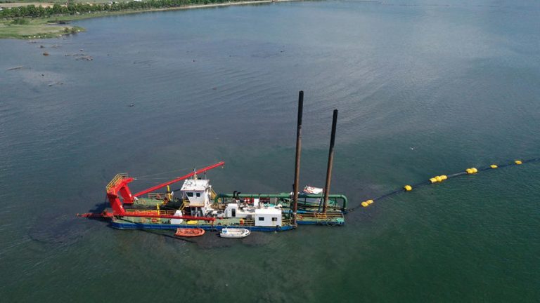 İzmit Körfezi’ndeki Dip Çamuru Temizliği Hakkında Yalanlama ve Detaylar